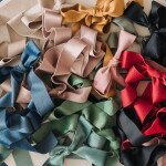 Bella Rose Zamatová stuha 3 cm – modrá (9 m)