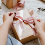 Bella Rose Saténová stuha 4 cm – Rose (4,5 m)