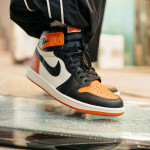 Tenisky Air Jordan 1 Retro High OG "Shattered Backboard" (DZ5485-008) Black/ Black-Sail-Starfish EUR 46