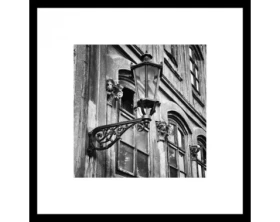 Rámovaný obraz Lampa 50x50 cm, čiernobiely%