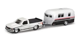 Maisto - Design Tow Go, 1993 Chevrolet 454 SS Pick- UP Camper Trailer, 1:64