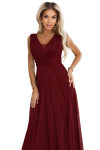 637-1 Dlhé večerné šaty s brokátovým akcentom a hlbokým výstrihom - bordové UNI