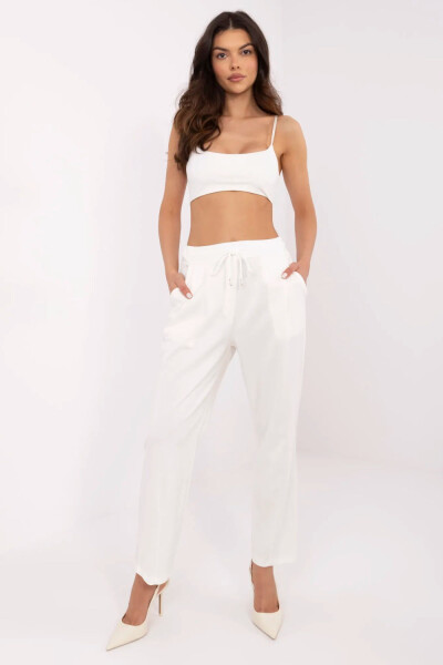 Tepláky model 210960 Taliansko Moda universal