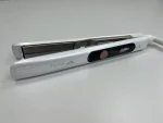 ETA Fenite 3337 90000 biela / Parná žehlička na vlasy / 40W / doštičky 25x90.5 mm / 4 teploty 160-220 ° C / nádržka 7.5 ml (ETA333790000)