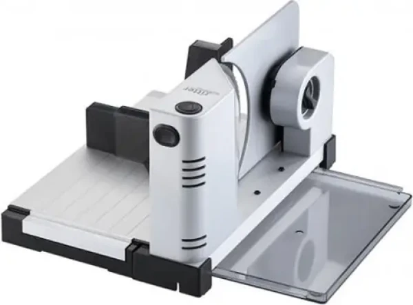 Ritter Icaro 7 strieborná / Elektrický krájač potravín / 65 W / priemer noža 170 mm / hrúbka rezu 0-14 mm / dopredaj (521.000)