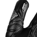 Reusch Attrakt Resist Jr Brankárske rukavice 5572615 7700 5