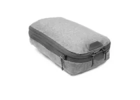 Peak Design Packing Cube Small v2 Charcoal / Organizér do batožiny / veľkosť S / 21 x 18,5 x 3 cm (BPC-S-CH-2)