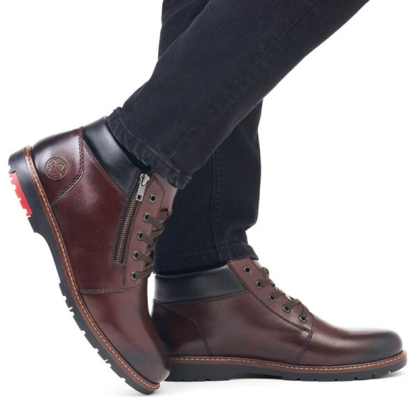 Pohodlné zateplené kožené čižmy Rieker M RKR625 brown 42