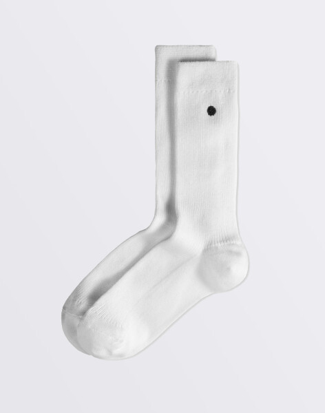 Ferdinand Luji White 44-47