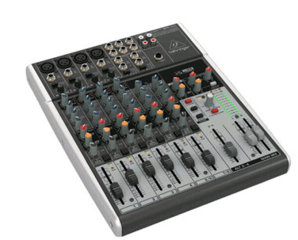 Behringer Xenyx 1204USB / Analógový mixážny pult / 12 kanálov / USB / XLR / 6.3mm (27000149)