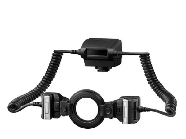 Olympus STF-8 Macro / Makro blesk s dvoma polohovacími hlavami (vode a prachu a mrazu odolný) (V326160BW000)