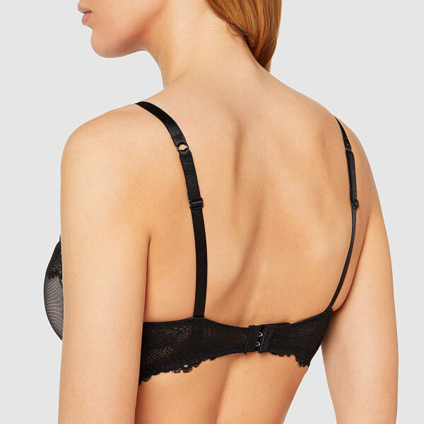 Podprsenka push-up Lace Spotlight WHU01 Triumph