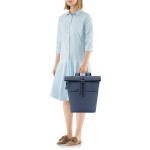 Dámsky rolovací batoh Reisenthel Rolltop Backpack Herringbone Dark Blue