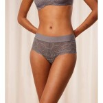 Dámske body Make-Up Illusion Lace Shorty - Triumph coffee sugar (3091) 044