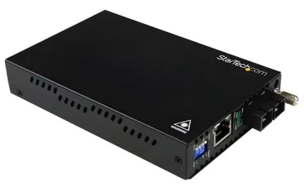 StarTech GB Mediakonvertor SC Multi-Mode / Mediakonvertor / RJ-45 / SC konektor / 2000 Mbit/s (ET91000SC2)