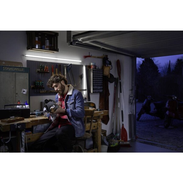 LEDVANCE LED Switch Batten L LED podhľadové svetlo LED pevne zabudované LED osvetlenie 8 W neutrálna biela biela; 4058075266742