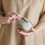 Bloomingville Kameninový hrnček Jade Nature 200 ml