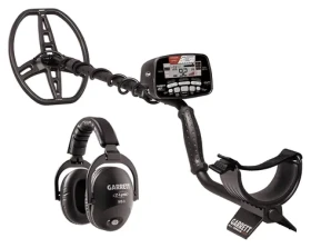 Garrett AT Max 8,5x11" INTL / Detektor kovov / vodotesný do 3 m / Z-Lynk bezdrôtové slúchadlá / 13,6 kHz (1142160)