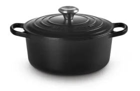 Le Creuset Signature Hrniec s pokrievkou 24 cm čierna (21177240000430)
