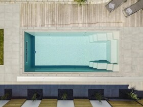 Bazén Compass Pools INFINITY 80 - 8,3 m - keramický bazén