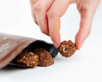 Vilgain Mini Cookies BIO – kešu, čokoláda a vlašské orechy 100 g