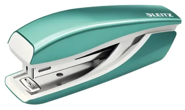 Leitz NeXXt 5528 ľadovo modrá / Mini zošívačka / až 10 listov / box (55281051)