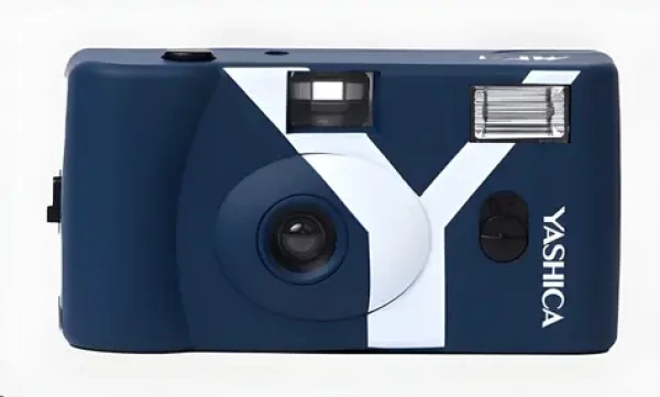 Yashica MF-1 Prussian Blue / Analógový fotoaparát / 35mm film / ohnisko 31 mm f/11 / vstavaný blesk (YAS-SACMF1Y-DB)