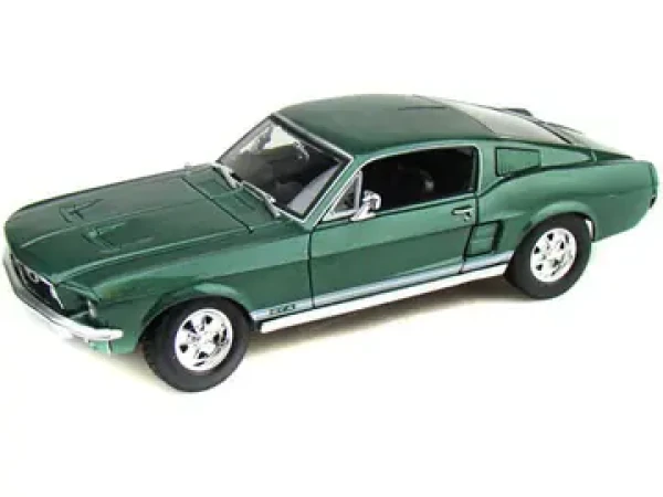 Maisto Ford Mustang Fastback 1967 zelená