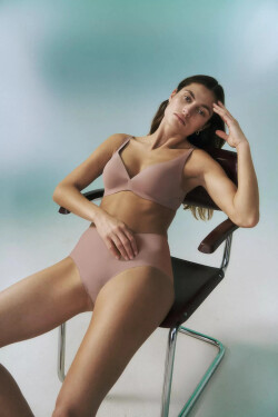 Dámska podprsenka Body Make-Up Illusion WP EX - BROWN - svetlohnedá 00ZE - TRIUMPH BROWN 70E