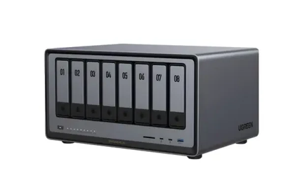 Ugreen NASync DXP8800 PLUS / Intel Core i5-1235U / 8GB RAM DDR5 / 8x SATA / 2x M.2 / 10GbE / HDMI (35127B)