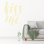Veselá Stena Samolepka Kiss me Farba: bílá, Veľkosť: 60 x 50 cm