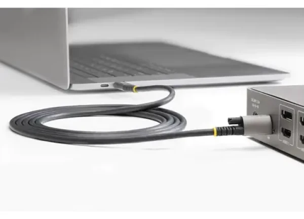 StarTech Kábel USB-C - USB-C so skrutkovacou poistkou čierna/sivá / Kábel / 10 Gbps / PD 20V / 0,5 m (USB31CCTLKV50CM)