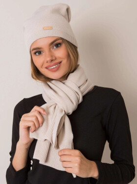 Dámsky set čiapky a šálu KMPL-1 - RUE PARIS one size béžová