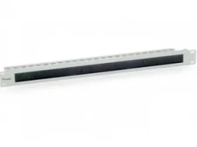 Equip čierna / Priechodný panel s kefou / 1U / 48,3 cm (19") (327411)