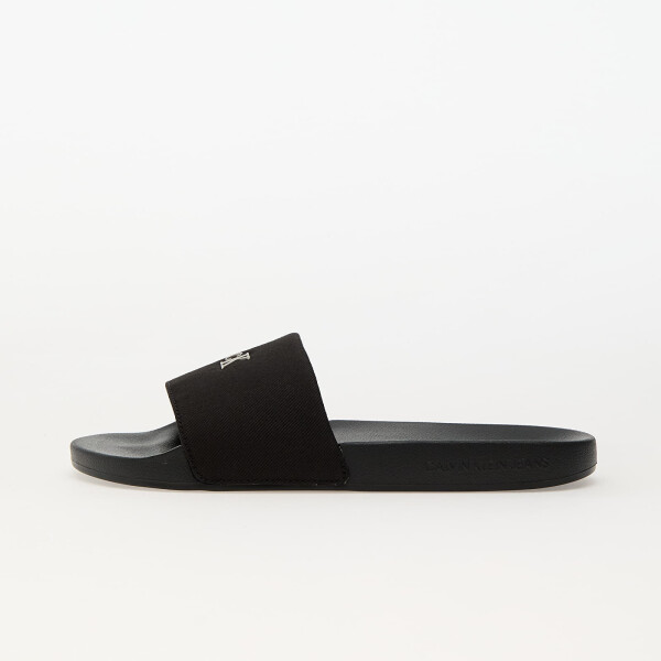 Tenisky Calvin Klein Jeans Slide Monogram Hardw Black EUR 36
