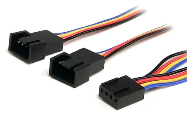 StarTech Y kábel pre napájanie ventilátora / Y kábel / Molex 4-pin / 30,5 cm (FAN4SPLIT12)