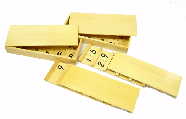 Moyo Montessori Moyo Montessori Seguinovej tabuľky
