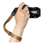 Peak Design Cuff Brown (hnedá) / Remienok na zápästie / kožený / pre fotoaparáty (LRS-WR-BN-1)