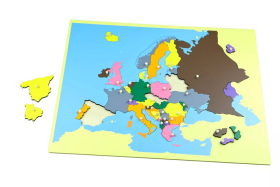 Moyo Montessori Moyo Montessori Puzzle - mapa Európa - bez rámčeka