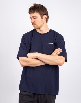 Patagonia M's P-6 Logo Responsibili-Tee® New Navy S