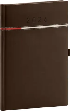 NOTIQUE Týždenný diár Tomy 2026, hnedo-červený, 15 x 21 cm (PGD-TA5TO-6566)