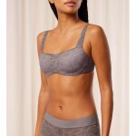 Dámska podprsenka Body Make-Up Illusion Lace Balconette Bra - Triumph naze béžová (00NZ) 075B