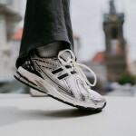 Tenisky New Balance 1906 Silver Metallic/ Black EUR 38