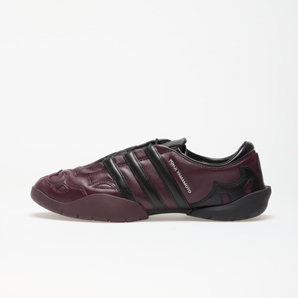 Tenisky Y-3 Regu 2002 Shamar/ Black/ Shamar EUR 42 2/3