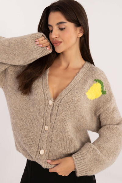 Sveter na gombíky model 200512 Taliansko Moda universal