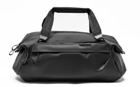 Peak Design Travel Duffel 35L čierna / Taška na fotoaparát / objem 35 litrov / rozmery 56x26x34.5 cm / hmotnosť 0.9 kg (BTRD-35-BK-1)