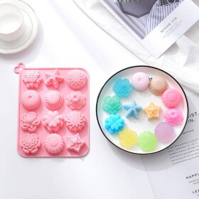 Silikónová forma na bonboniéry – kvety, 3,5 × 3 cm - Cakesicq - Cakesicq