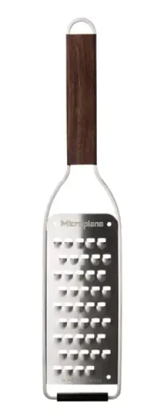 Microplane Master plátkovacie strúhadlo extra hrubý / 31.2 x 7.5 x 3 cm / jemná nerez oceľ (43308)