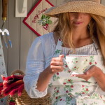 GREEN GATE Hrnček Berry White 350 ml