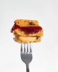 Vilgain Protein Pancake & Waffle Mix – arašidové maslo a čokoláda 420 g